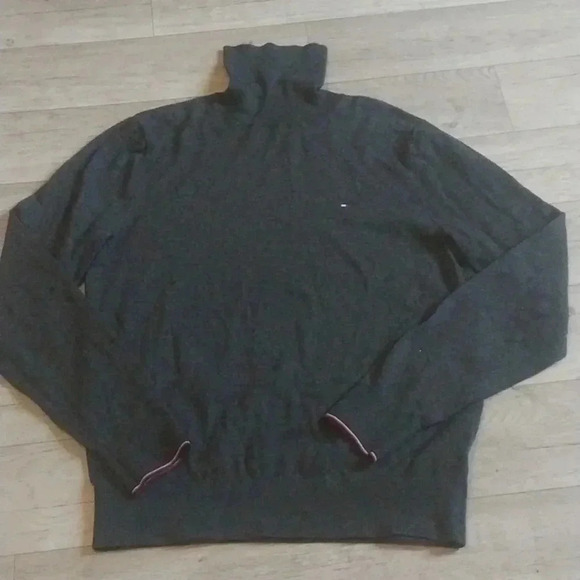 Tommy Hilfiger Turtleneck Sweater, Mens, Small - Picture 2 of 10